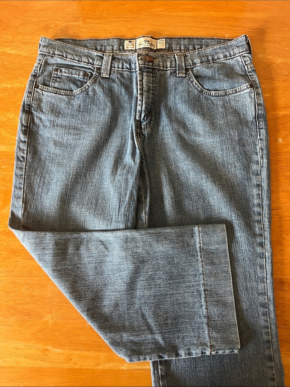 Classic High-Rise Ankle Jeans - Light Blue Denim
